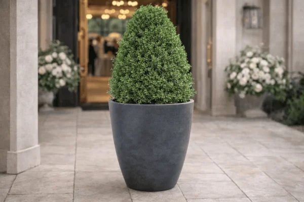 Vaso Decorativo Coimbra Chumbo em Polietileno